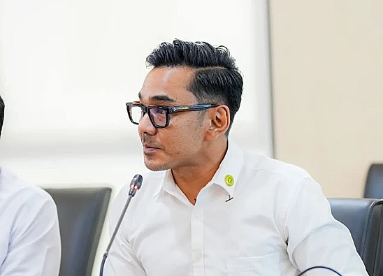 23122024075211potret-salah-satu-jubir-kantor-komunikasi-kepresidenan-ri-dedek-prayudi